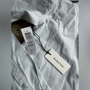 Aritzia Babaton essential classic shirt thumbnail 6