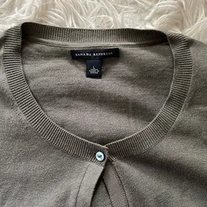 Banana Republic Grey Sweater thumbnail 4