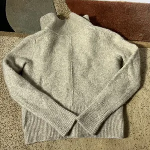 Banana Republic Johnny Collar Yak Wool Sweater Womens Small Oatmeal Marled Polo thumbnail 8