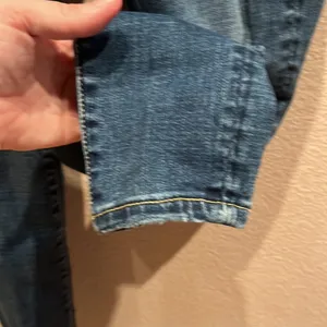 American Eagle Super Stretch Super High Rise Jeggings Size 0 Regular Distressed thumbnail 7
