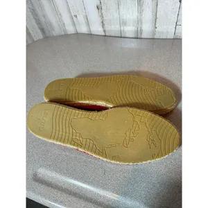 Women's Ubuntu Classic Red Afridrilles Size‎ 9.5 thumbnail 7