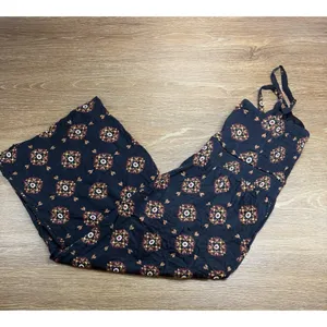 Torrid Jumpsuit Womens XL Black Batik Sun Tie Front Culotte Rayon Boho Festival thumbnail 11