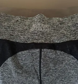 PINK Victoria’s Secret Pink Leggings thumbnail 2