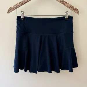 FREE PEOPLE Check Out My Topspin Midnight Navy Skort Size Medium thumbnail 3