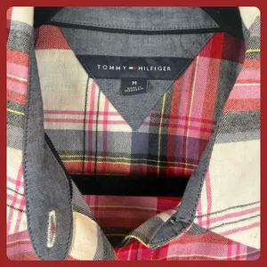 Tommy Hilfiger Women's Plaid Button Down Long Sleeve Shirt‎ Size M thumbnail 3