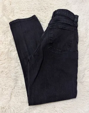 Abercrombie & Fitch The 90’s Straight Ultra High Rise Jeans thumbnail 1
