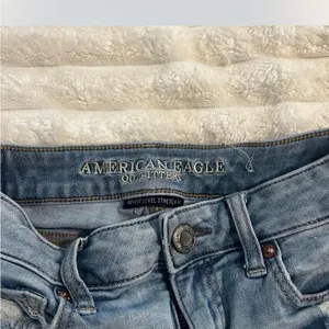 American Eagle Outfitters Blue Jean Shorts Distressed Cut-Off thumbnail 4