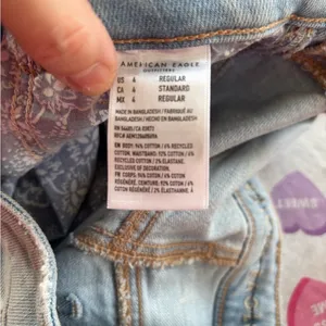 Washed but never worn AE mom Jean, light wash, very distressed, size 4 thumbnail 3