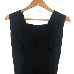 Black Dress Womens 2? Used Black Midi Pullover thumbnail 3