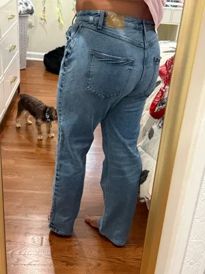 Woman’s Cotton On High Waisted Jeans thumbnail 2