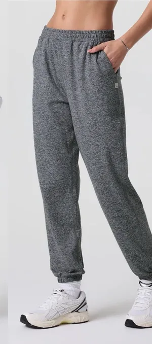 vuori | Boyfriend Sweatpant thumbnail 1
