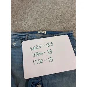 Abercrombie & Fitch The Mom High Rise Distressed Jeans Blue 33 16L Medium Wash thumbnail 5
