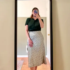 Forest Green Ann Taylor Blouse - Size Small thumbnail 3