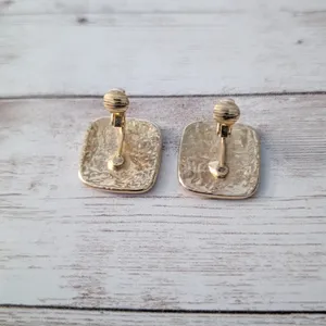 Vintage Clip On Earrings Retro Stylish Red & Gold Tone Statement thumbnail 4