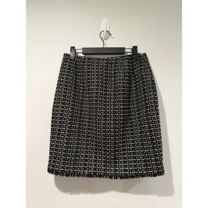 Ann Taylor Tweed Pencil Skirt Womens 2 Workwear Academia Collegiate Quiet Luxury thumbnail 2
