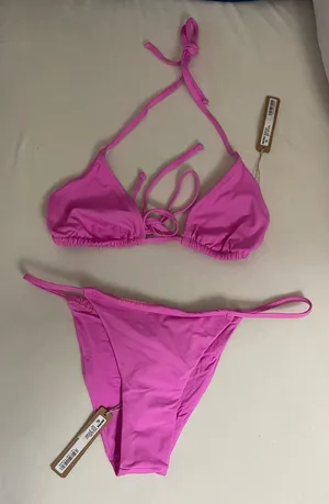 Skims NWT 2pc Bikini Swimsuit Hot Pink Triangle String Bikini top & Bottom M thumbnail 1