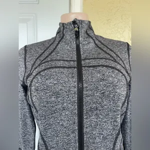 lululemon athletica Gray Jacket thumbnail 4