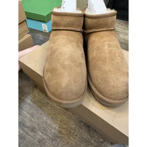 UGG Women's Classic Ultra Mini Boots Authentic Style 1116109 Size 11 thumbnail 6