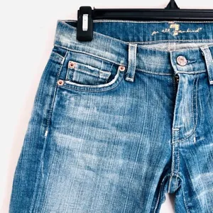 7 For All Mankind Capri Jeans 25 Dojo Cropped Distressed Medium Blue Vacation thumbnail 6