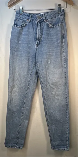 BDG Jeans Women 25 High Rise Mom Baggy distressed Denim Y2K Skater vintage thumbnail 1