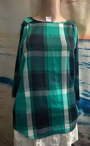 Van Heusen Women’s Green Plaid Long Sleeve Tunic Blouse SZ XXS thumbnail 1