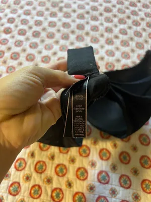 Victoria’s Secret Black Perfect Shape Bra size 36D thumbnail 3