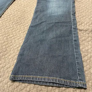 Women’s bootcut jeans Size 18 thumbnail 5