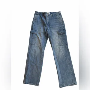 Aritzia Denim‎ Forum The '90s Edie Lo-Rise Cargo Jean size 29 thumbnail 2