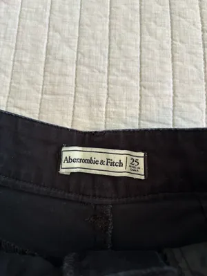 Abercrombie Vtg Y2K black chino cotton micro shorts 25” thumbnail 4