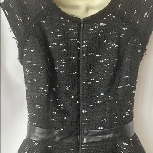 Milly Black/White Wool Tweed Fabric Sleeveless Peplum Blouse Top **Size 2** 🌺🌺 thumbnail 4