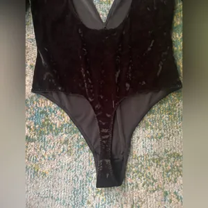 Victoria’s Secret velour long sleeve plunge open back thong bodysuit, size M/L thumbnail 6