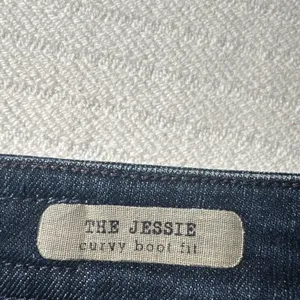 AG Adriano Goldschmied The Jessie Curvy Boot Fit Jeans Dark Wash Women's 26 R thumbnail 11