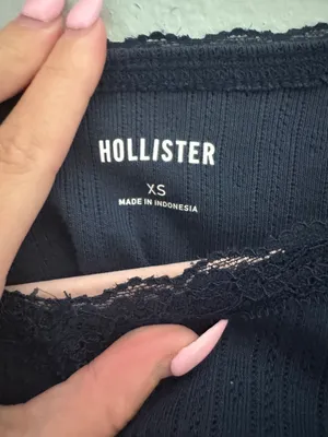 Hollister Top thumbnail 2