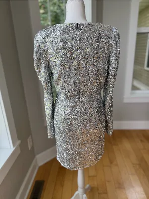 Lulu's Silver Sequin V-Neck Long Sleeve Mini Homecoming Dress Size Medium thumbnail 3