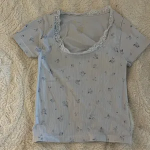 Blue Baby Tee Size XS thumbnail 1