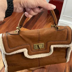 Apt 9 bag thumbnail 3