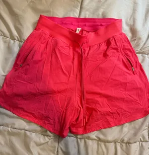 Lululemon High-Rise Shorts thumbnail 1