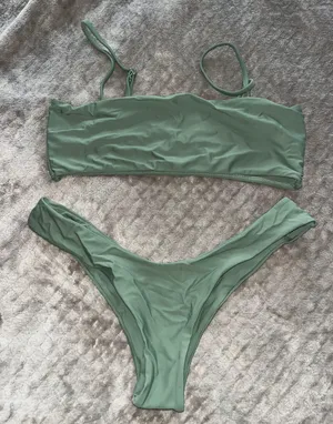Green Bandeau Bikini Set thumbnail 1