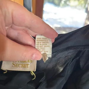 Vintage 90s Victoria'S Secret Gold Label 100% Silk Black Chemise Size Medium thumbnail 7