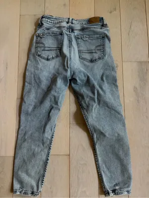American Eagle Light Blue Mom Jeans thumbnail 3