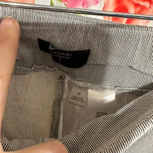Elie Tahari S145. grey striped trousers thumbnail 2