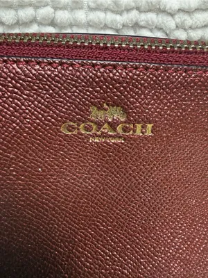 Coach Metallic Cherry Leather Cosmetic Case Makeup Bag Zip Pouch F23332 thumbnail 2