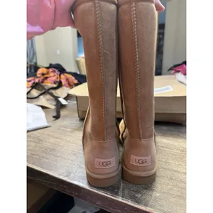 UGG Classic Tall II Chestnut Suede Fur Boots Womens Size 8 thumbnail 5