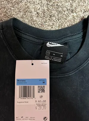 Nike Women’s Sports Tank thumbnail 2