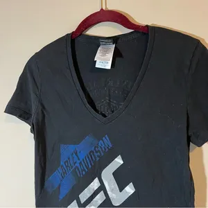 ✨ Harley‎ Davidson Black Blue UFC Waterloo Iowa Shirt Small thumbnail 2