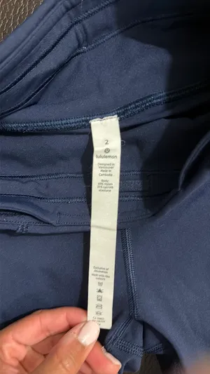Navy Lululemon leggings thumbnail 2
