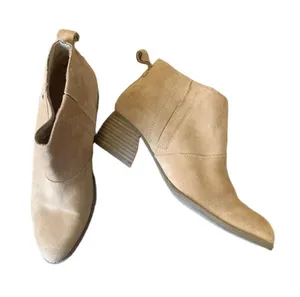 Tom’s Ankle Boots 7 Tan Low Heel thumbnail 1