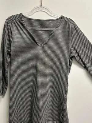 Toad&Co Tamaya Dos Gray and White Striped V-Neck Long Sleeve Organic cotton Top thumbnail 1