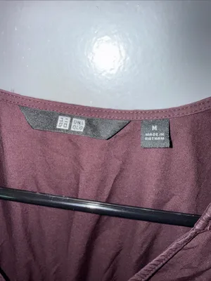 Uniqlo Sleeveless V-Neck Maxi Dress in Plum Brown thumbnail 7