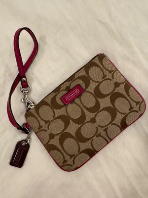 Coach Wristlet Wallet thumbnail 4